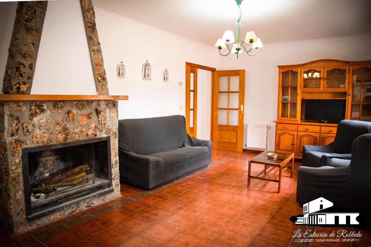 Casas Rurales La Estacion De Robledo Esterno foto